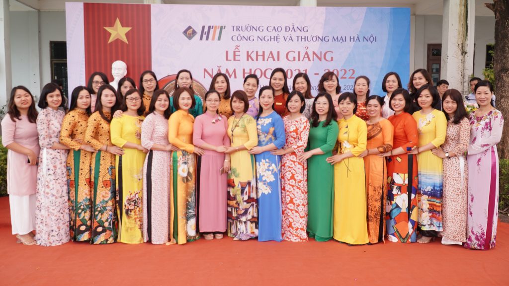 Cao đẳng Công nghệ và Thương mại Hà Nội