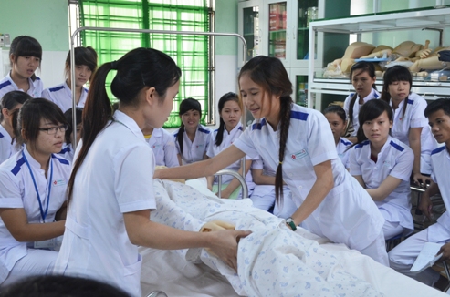 Học điều dưỡng tại Hà Nội