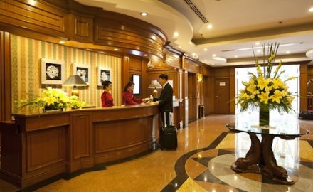 Tìm hiểu mức lương của Lễ tân khách sạn