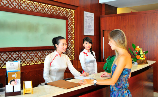 Tâm lý khách du lịch người Mỹ mà nhân viên lễ tân nhà hàng - khách sạn cần biết