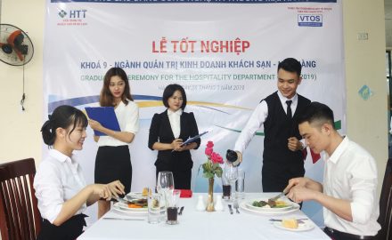 Lễ tốt nghiệp Khóa 9 ngành Quản trị kinh doanh Khách sạn – Nhà hàng và Quản trị chế biến món ăn