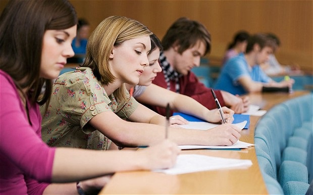 Thí sinh tham gia xét tuyển cao đẳng ngôn ngữ Anh có thể đăng ký bằng điểm thi THPT quốc gia 2019 hoặc theo điểm học bạ THPT