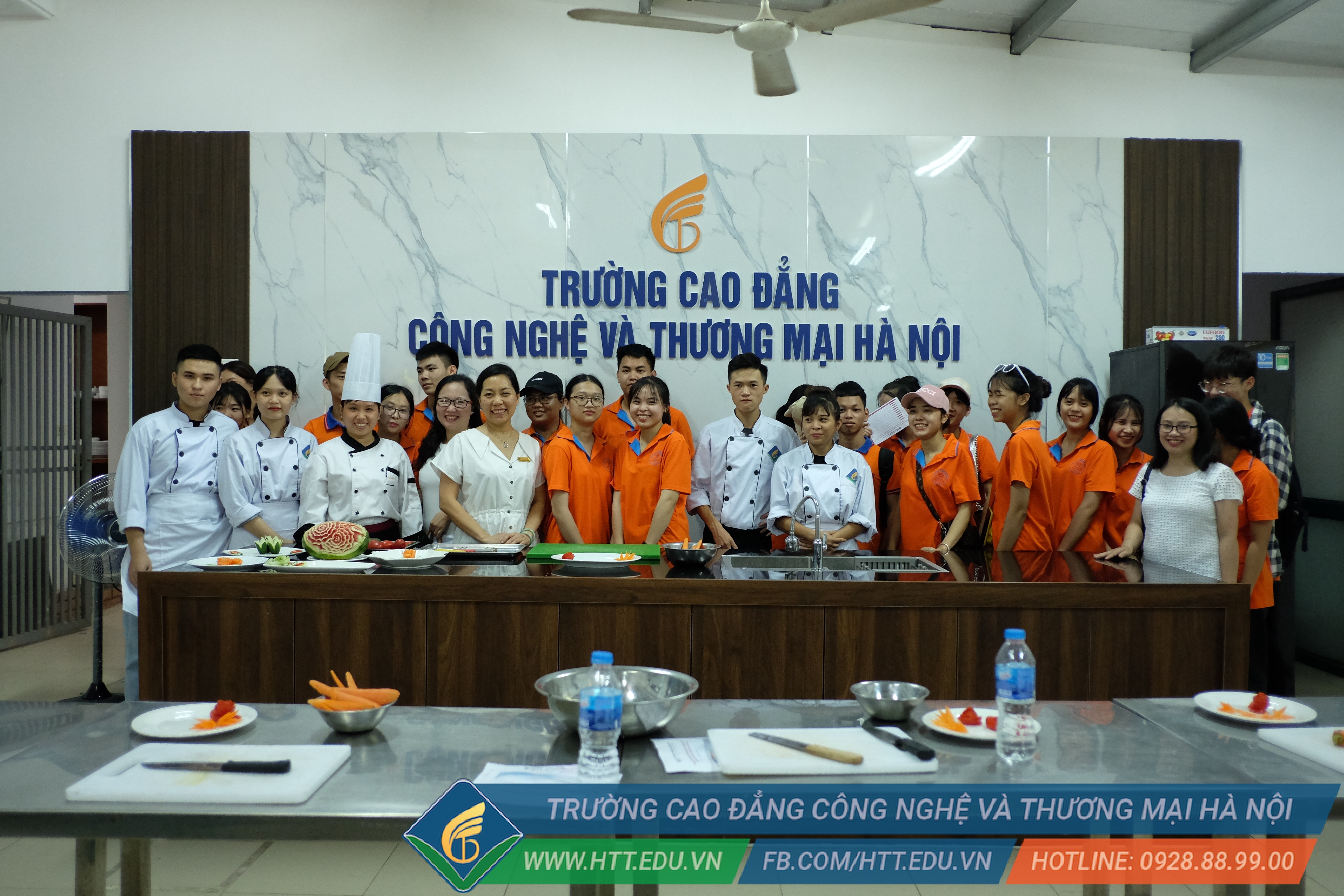 Chương trình trải nghiệm môi trường học tập CĐ-ĐH dành cho HS trường TH-THCS-THPT Chu Văn An
