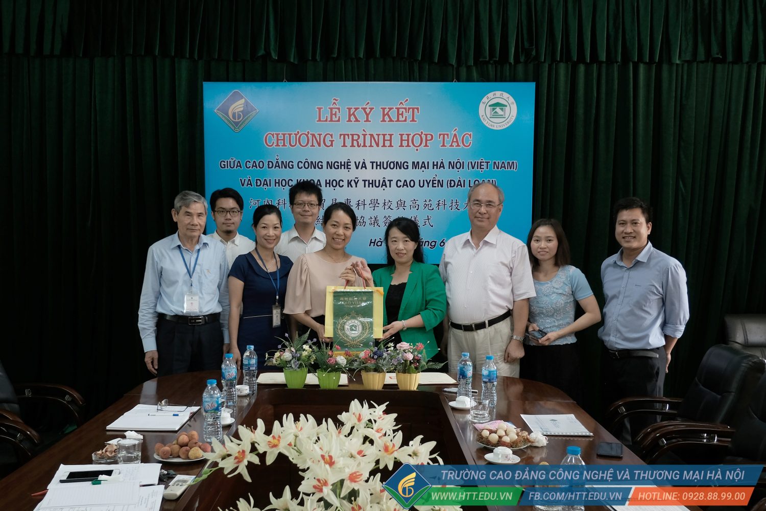 HỢP TÁC QUỐC TẾ