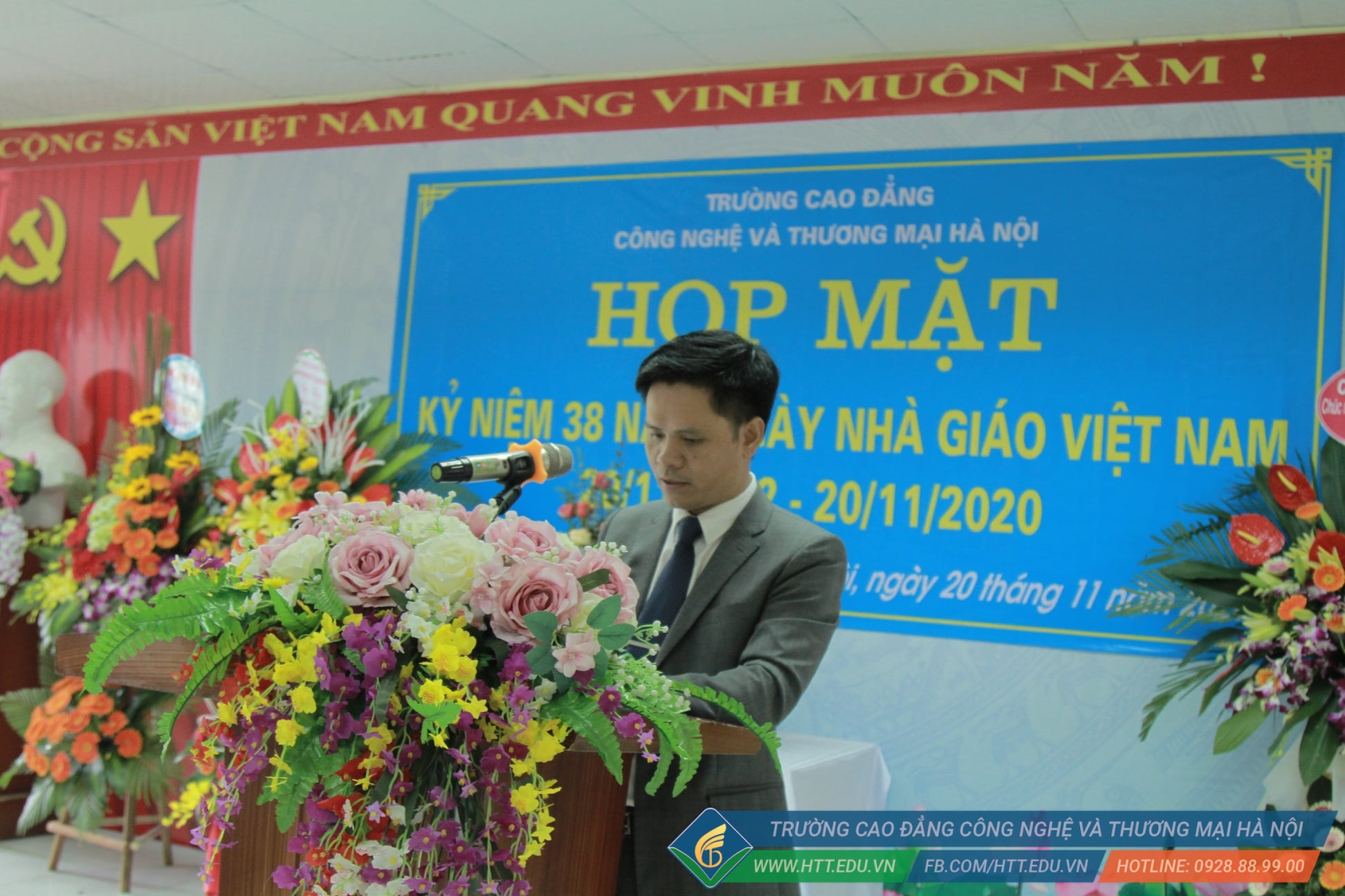 TS Nguyễn Xuân Sang-Hiệu trưởng Nhà trường phát biểu tại buổi lễ